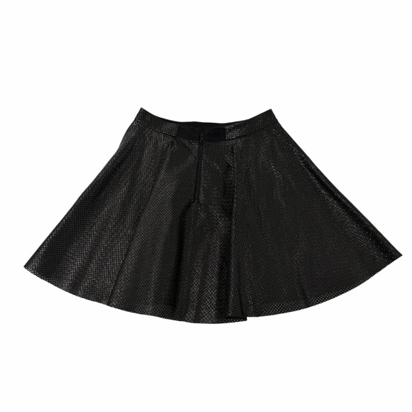Alice + Olivia perforated lamb leather black skirt - Picture 2 of 11